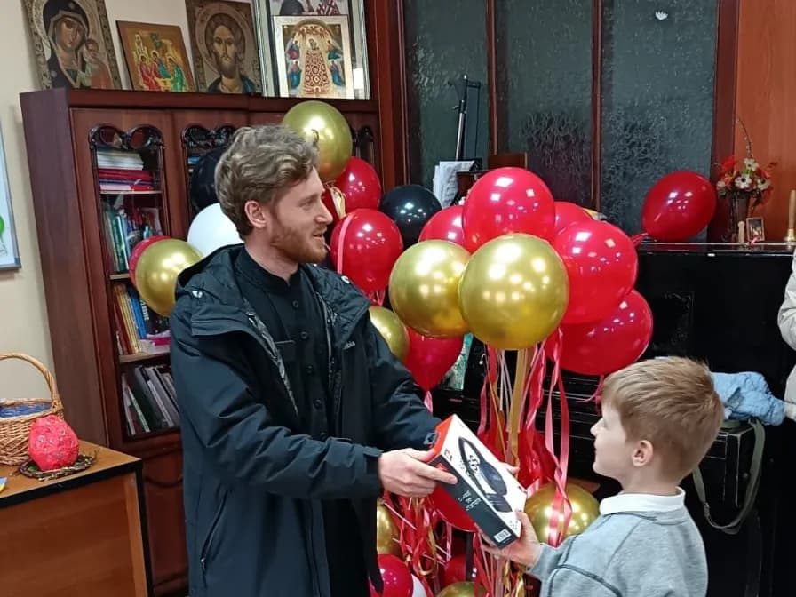 Детская встреча при соборе